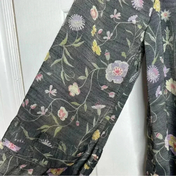 LC Lauren Conrad Blouse Greyish Black Floral Square Neck Flowy Size Small - Picture 9 of 16